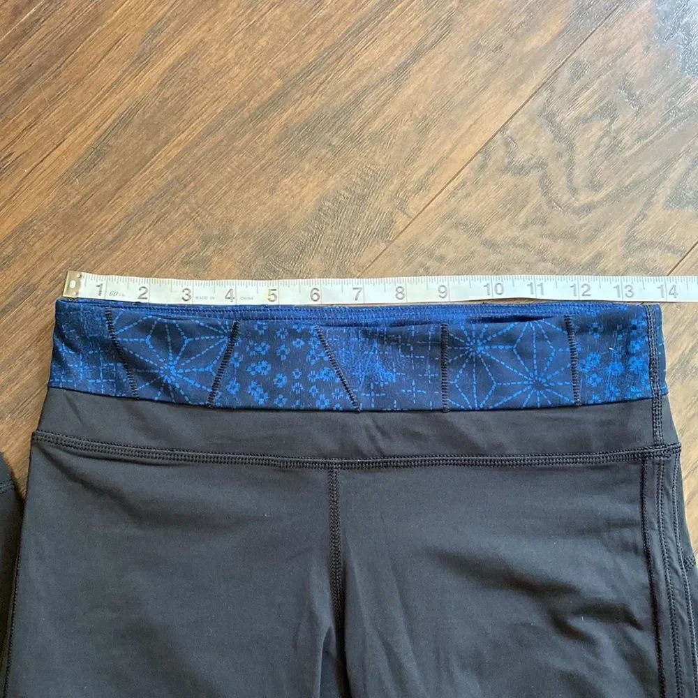 Lululemon Black with Blue accents Leggings - Size 6